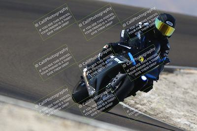 media/Sep-21-2025-TrackDaz (Sun) [[277c75b276]]/C Group/1240pm (Turn 2)/